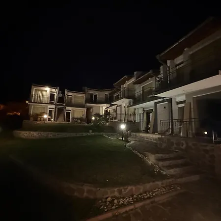 Serenity Hill-apart -sveti 4*